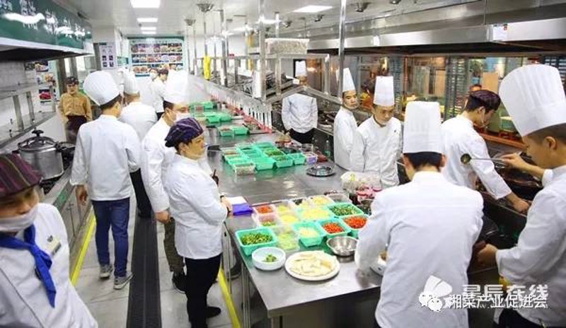 玉溪餐饮行业的创新之路：管理与服务的升级